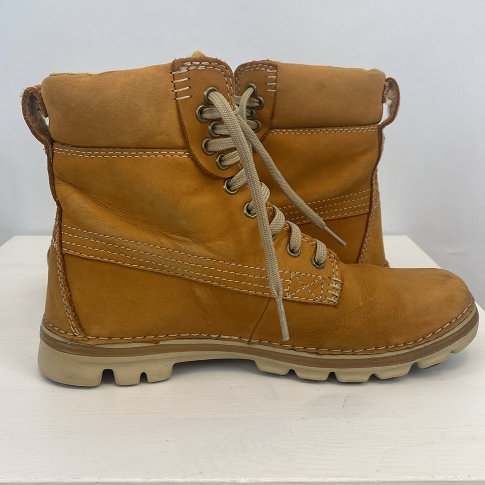 Women's Timberland Earthkeepers Brookton Boots - Picture 2 of 13